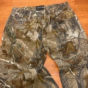 Realtree Men's Camo Cargo Pants — Brown & Tan Realtree Print